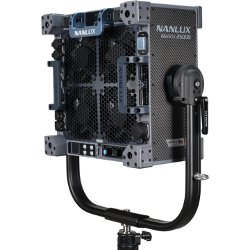 Nanlux Evoke Matrix 2500B Bi-color Multi-Source Spot Light Kit in Flight Case