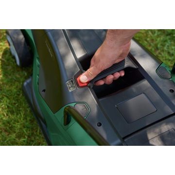 Bosch UniversalRotak 450 Mauriņa pļāvējs (06008B9005)