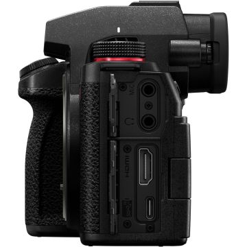 Panasonic Lumix S5 II Body Kit S-R2060 Lens (DC-S5M2KE)